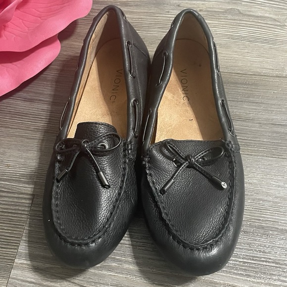 VIONIC Virginia Black Bow Leather Slip On Shoe Moccasin Size 8.5 Driving Loafer - Picture 2 of 12